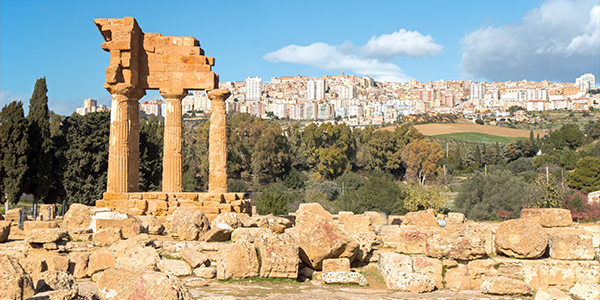 Agrigento: vista dalla Valle dei Templi - Cucina di Sicilia